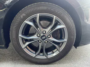 Ford Focus Station Wagon 1.0i EcoB 125PS ST-Line