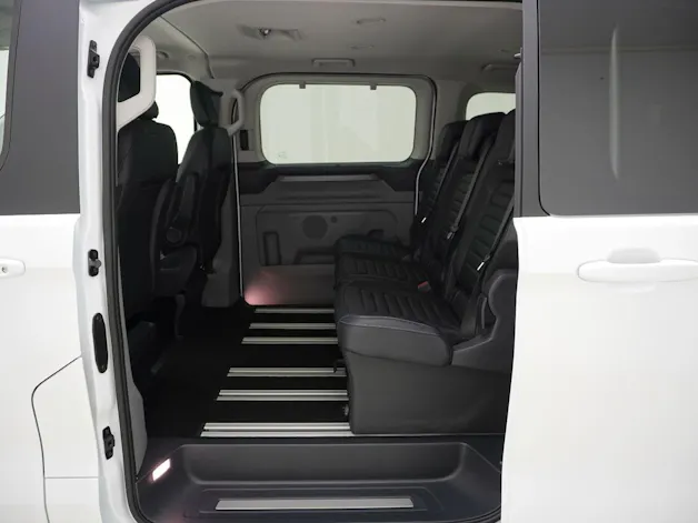 FORD Tourneo Custom L2 2.5 Plug-in-Hybrid Titanium X