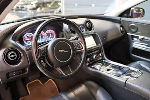 Jaguar XJ LWB 3.0 V6 S/C Portfolio Automatic AWD