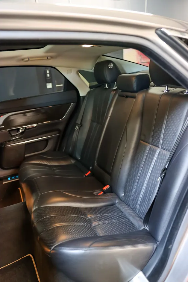Jaguar XJ LWB 3.0 V6 S/C Portfolio Automatic AWD