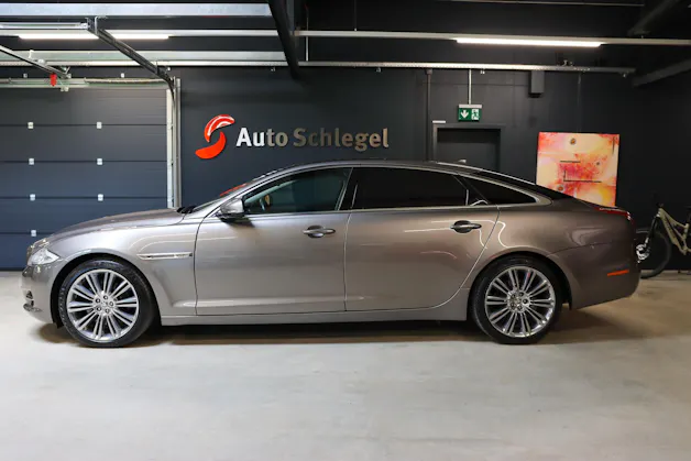 Jaguar XJ LWB 3.0 V6 S/C Portfolio Automatic AWD