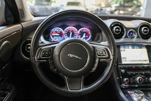 Jaguar XJ LWB 3.0 V6 S/C Portfolio Automatic AWD