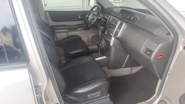 Nissan X-Trail 2.5 16V SE 4WD