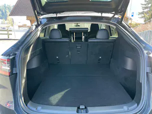 Tesla Model Y Long Range