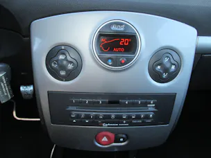 Renault Clio 2.0 16V Sport
