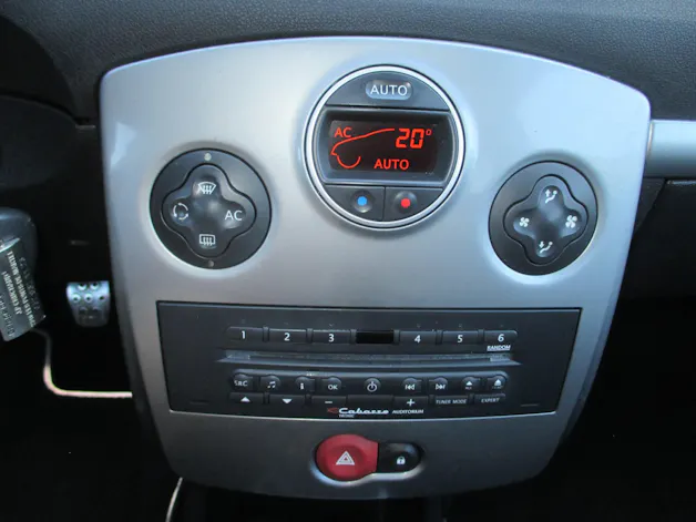 Renault Clio 2.0 16V Sport