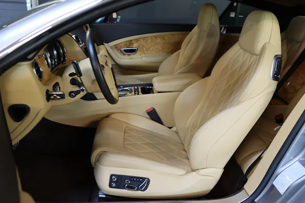 Bentley Continental GT 6.0 W12