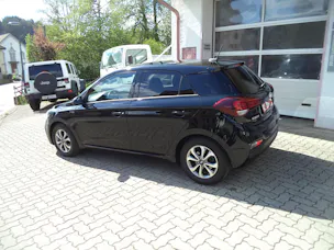 Hyundai i20 1.0 T-GDi Amplia DCT