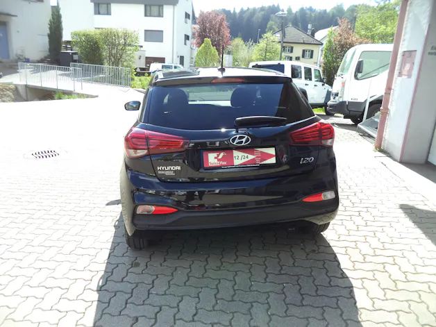 Hyundai i20 1.0 T-GDi Amplia DCT