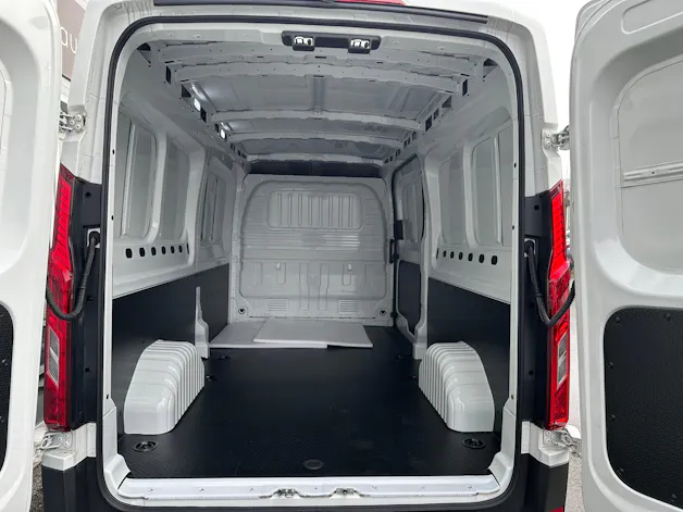 Maxus Deliver 9 2.0D L3H2 FWD Comfort