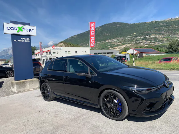 VW Golf 2.0 TSI R DSG 4 Motion