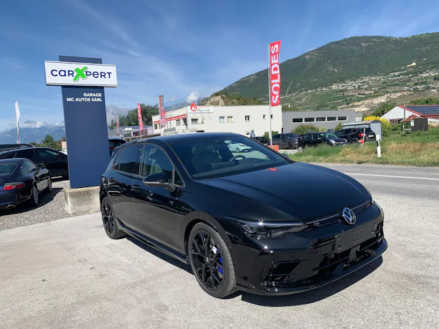 VW Golf 2.0 TSI R DSG 4 Motion