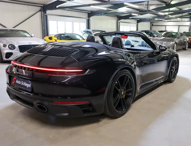 Porsche 911 Carrera 4 GTS Cabriolet PDK