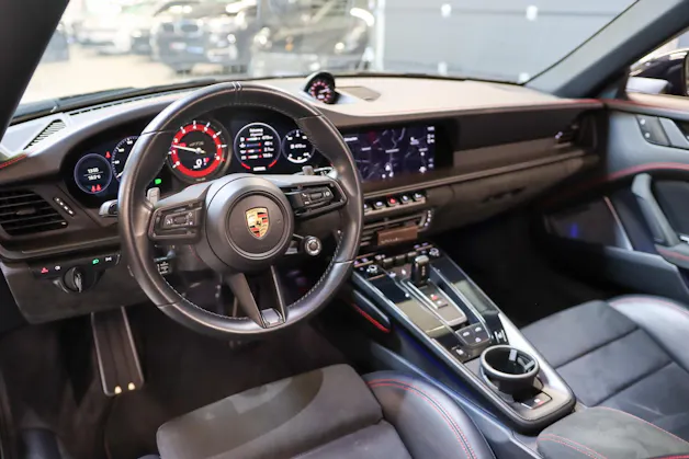 Porsche 911 Carrera 4 GTS Cabriolet PDK