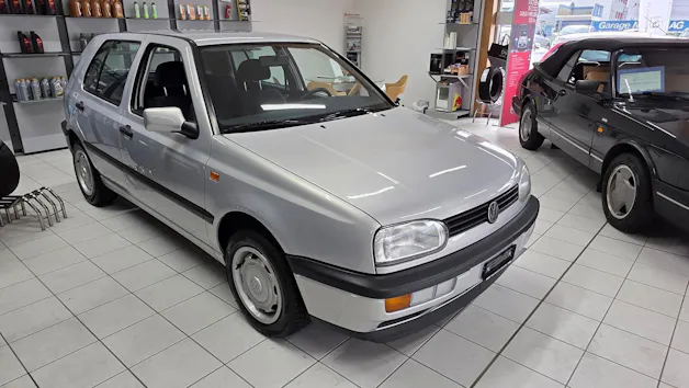 VW Golf 1800 S-Plus (GL) A