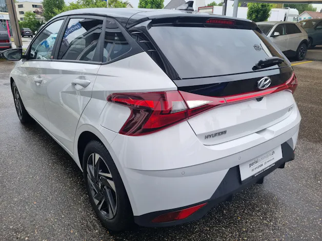 Hyundai i20 1.0 T-GDi Amplia DCT