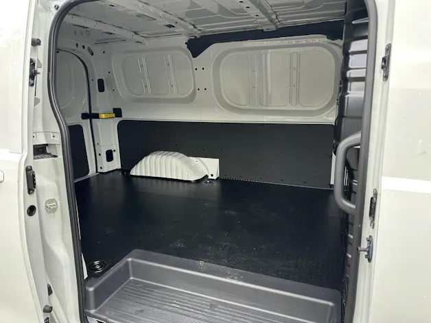 Maxus eDeliver 7 L1 77kWh