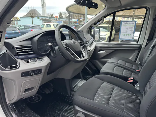 Maxus eDeliver 7 L1 77kWh