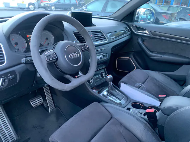 Audi RS Q3 2.5 TFSI quattro S-tronic