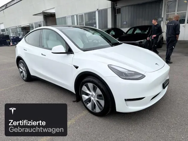 Tesla Model Y Long Range AWD