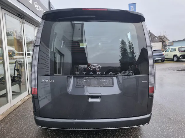 Hyundai Staria Premium 2.2 CRDi Vertex 4WD A