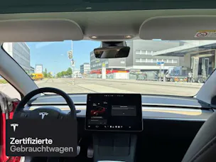 Tesla Model 3 Performance