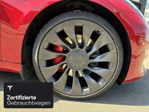Tesla Model 3 Performance