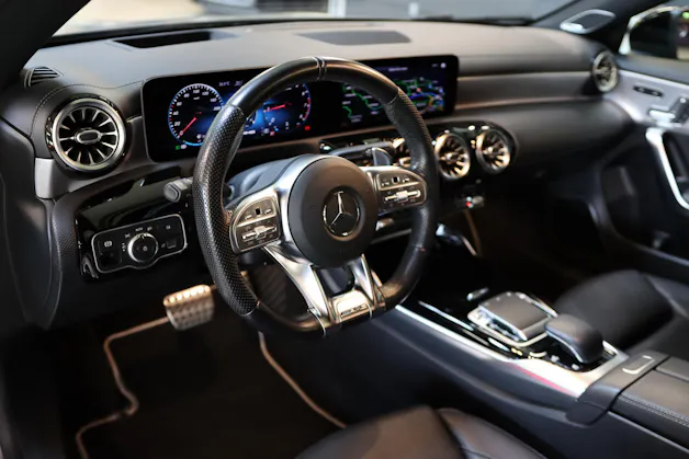 Mercedes-Benz CLA 35 AMG 4matic Shooting Brake