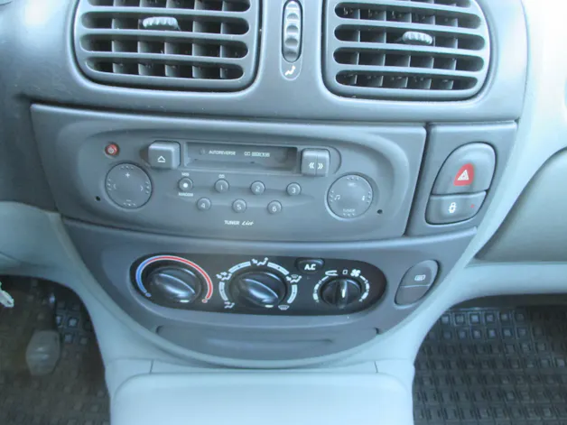 Renault Scénic 2.0 16V Expression