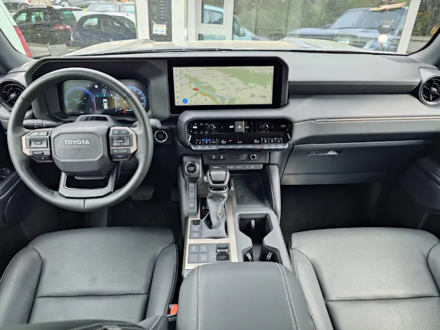 Toyota Land Cruiser 2.8TD Style