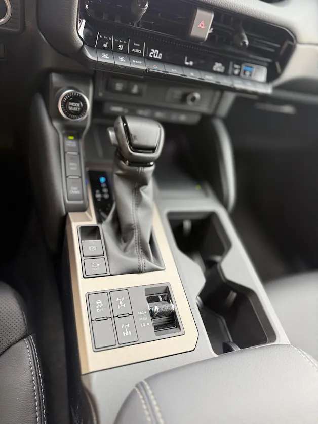 Toyota Land Cruiser 2.8TD Style