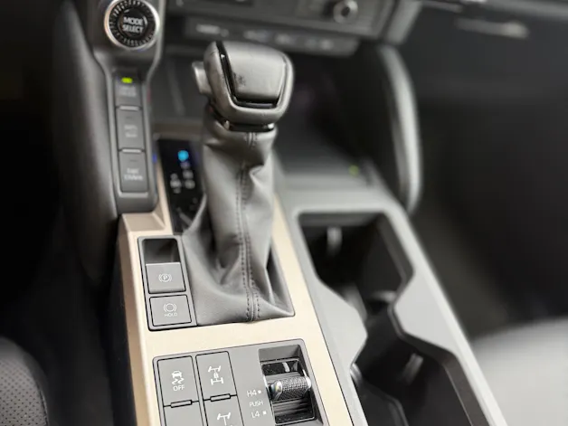 Toyota Land Cruiser 2.8TD Style