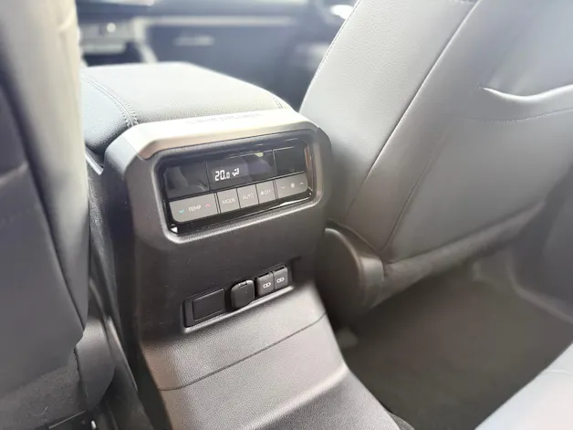 Toyota Land Cruiser 2.8TD Style