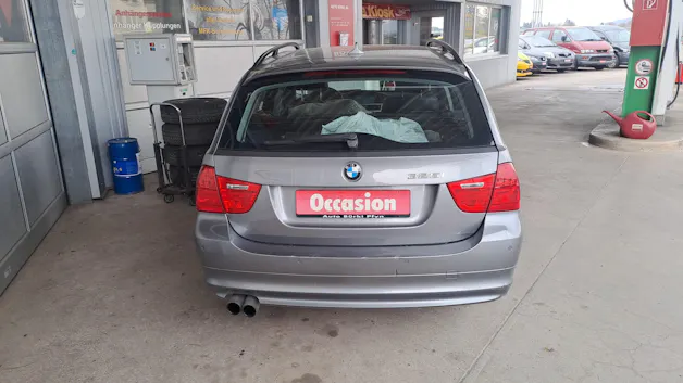 BMW 325i xDrive Touring Steptronic