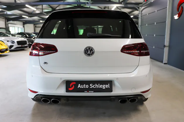 VW Golf 2.0 TSI R 4Motion DSG