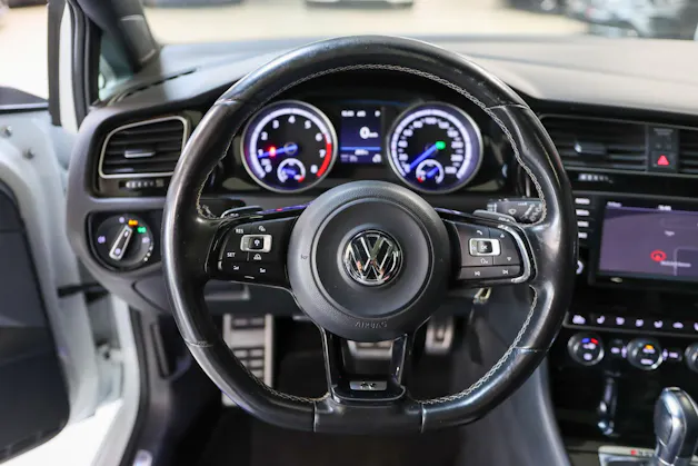 VW Golf 2.0 TSI R 4Motion DSG