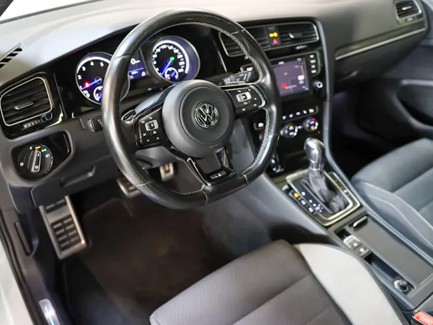VW Golf 2.0 TSI R 4Motion DSG