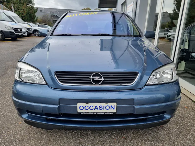 Opel Astra 2.2i 16V Elegance
