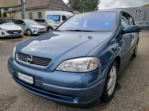Opel Astra 2.2i 16V Elegance