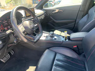 Audi A4 Avant 40 TDI quattro S-tronic