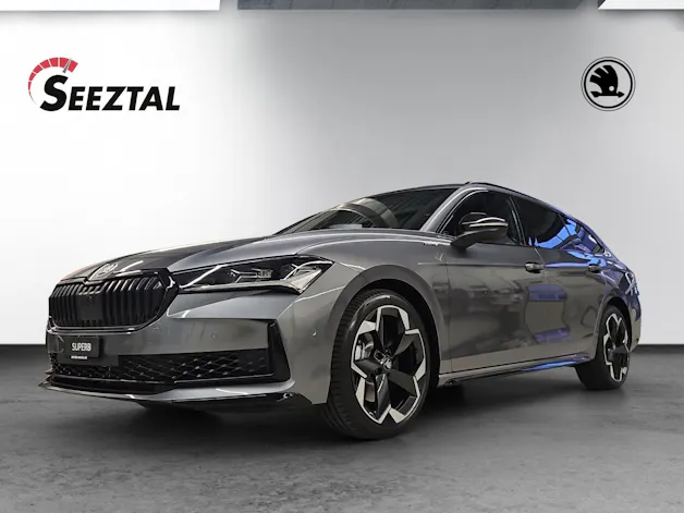 Škoda Superb Combi 2.0 TSI Sportline 4x4 DSG