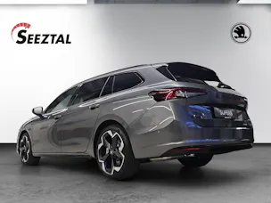 Škoda Superb Combi 2.0 TSI Sportline 4x4 DSG