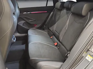 Škoda Superb Combi 2.0 TSI Sportline 4x4 DSG