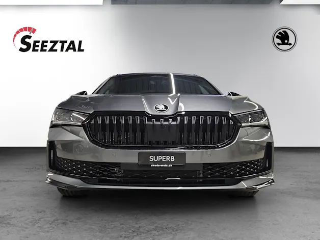 Škoda Superb Combi 2.0 TSI Sportline 4x4 DSG