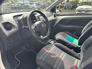 Peugeot 108 1.0 VTi Allure ETG