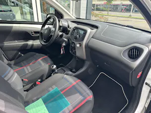 Peugeot 108 1.0 VTi Allure ETG
