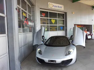 McLaren MP4-12C Coupé 3.8 V8 SSG