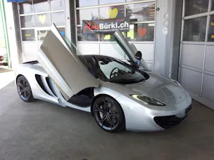 McLaren MP4-12C Coupé 3.8 V8 SSG