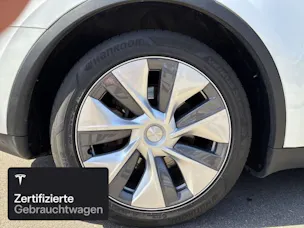 Tesla Model Y Long Range RWD