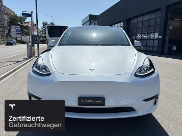 Tesla Model Y Long Range RWD